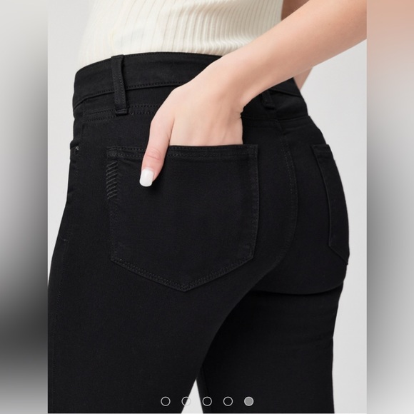 PAIGE VERDUGO ULTRA
SKINNY JEANS - Picture 3 of 8